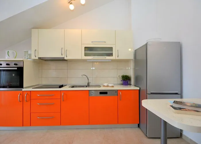 Apartman Solis *