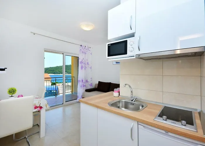 Solis Apartman Milna (Hvar)