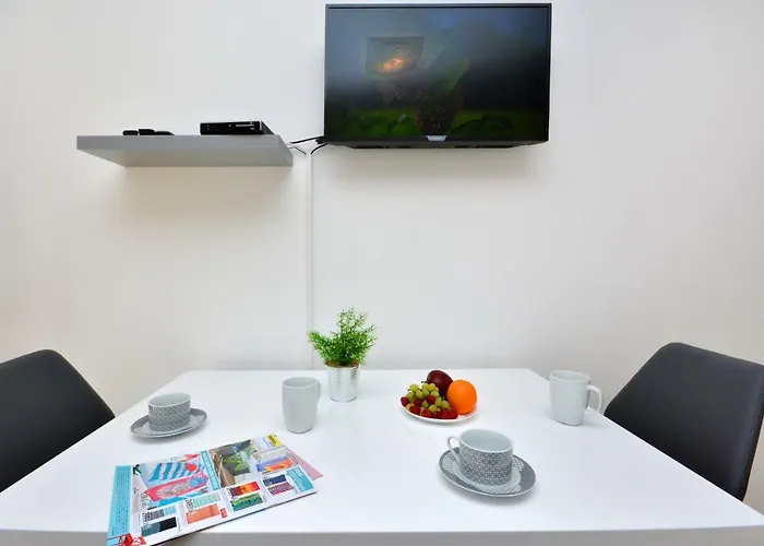 Solis * Milna (Hvar)