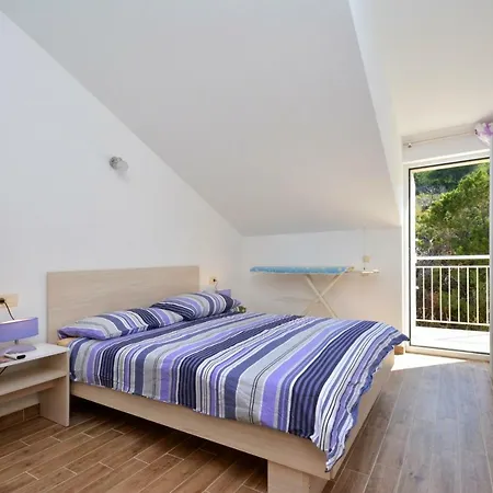 Solis Milna (Hvar)